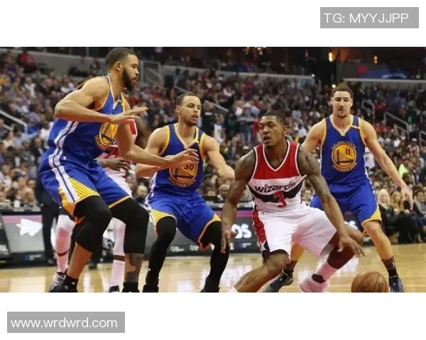 2016年NBA勇士与奇才激战回顾：精彩瞬间与赛季亮点分析