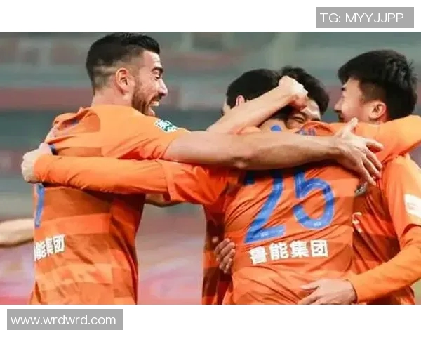 2016年鲁能与上港激战回顾：一场决定命运的精彩对决